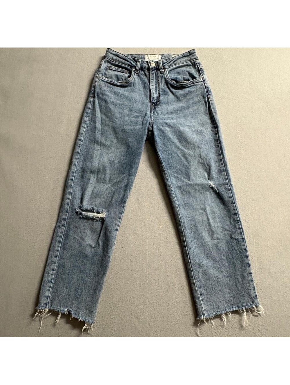 Cotton On Stretch Straight Leg Jeans Womens US 4 Blue Distressed Raw Hem Denim